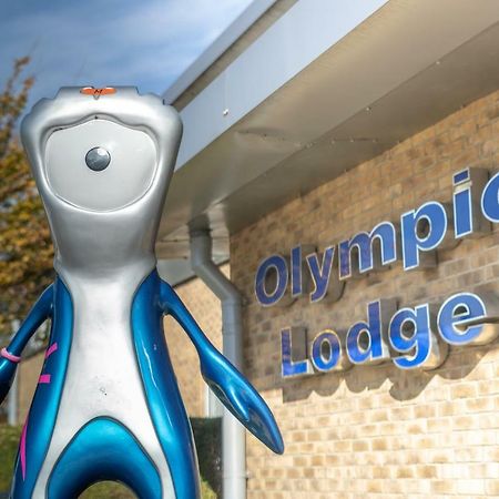 The Olympic Lodge Aylesbury  Eksteriør bilde