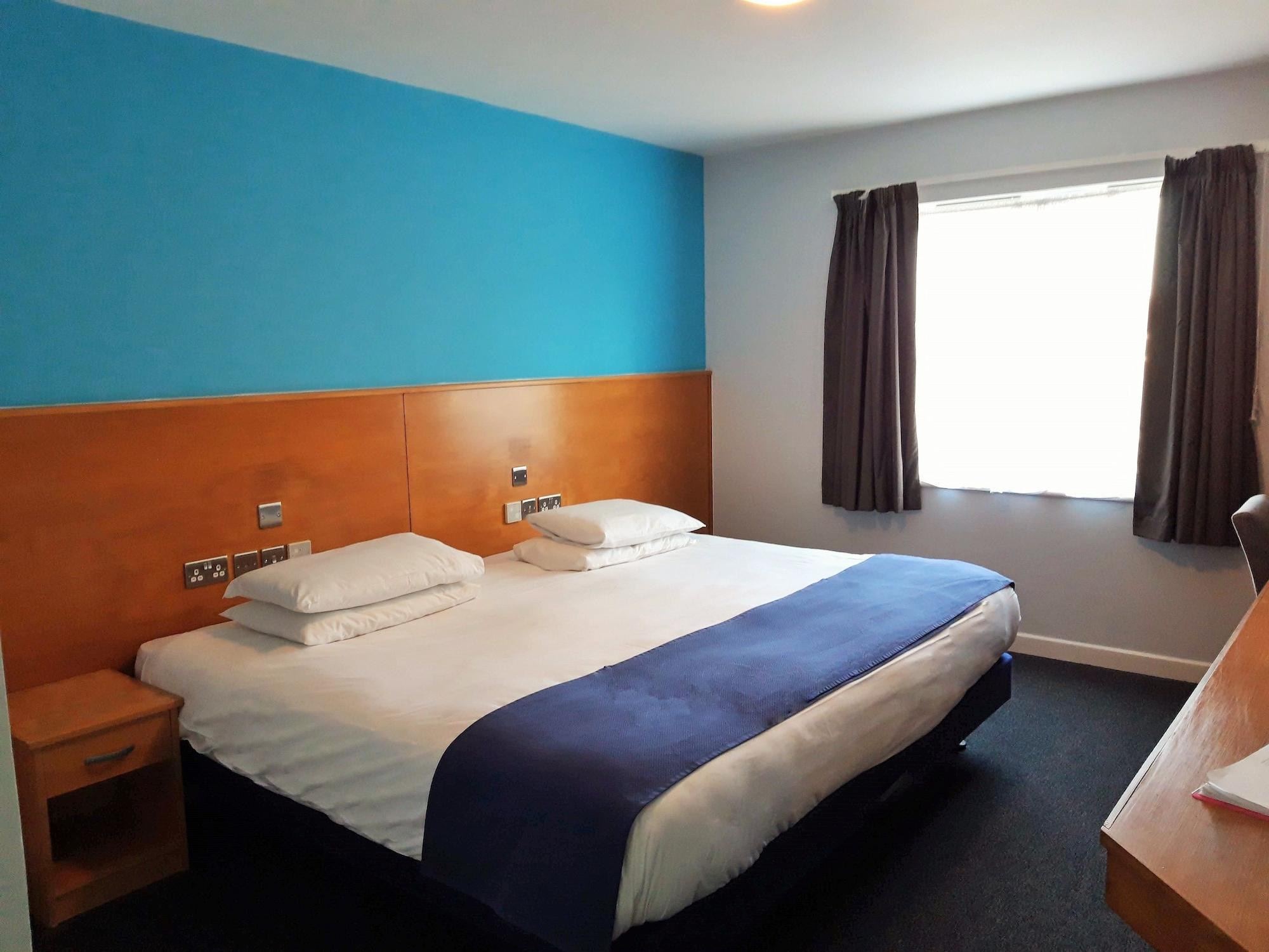 The Olympic Lodge Aylesbury  Eksteriør bilde