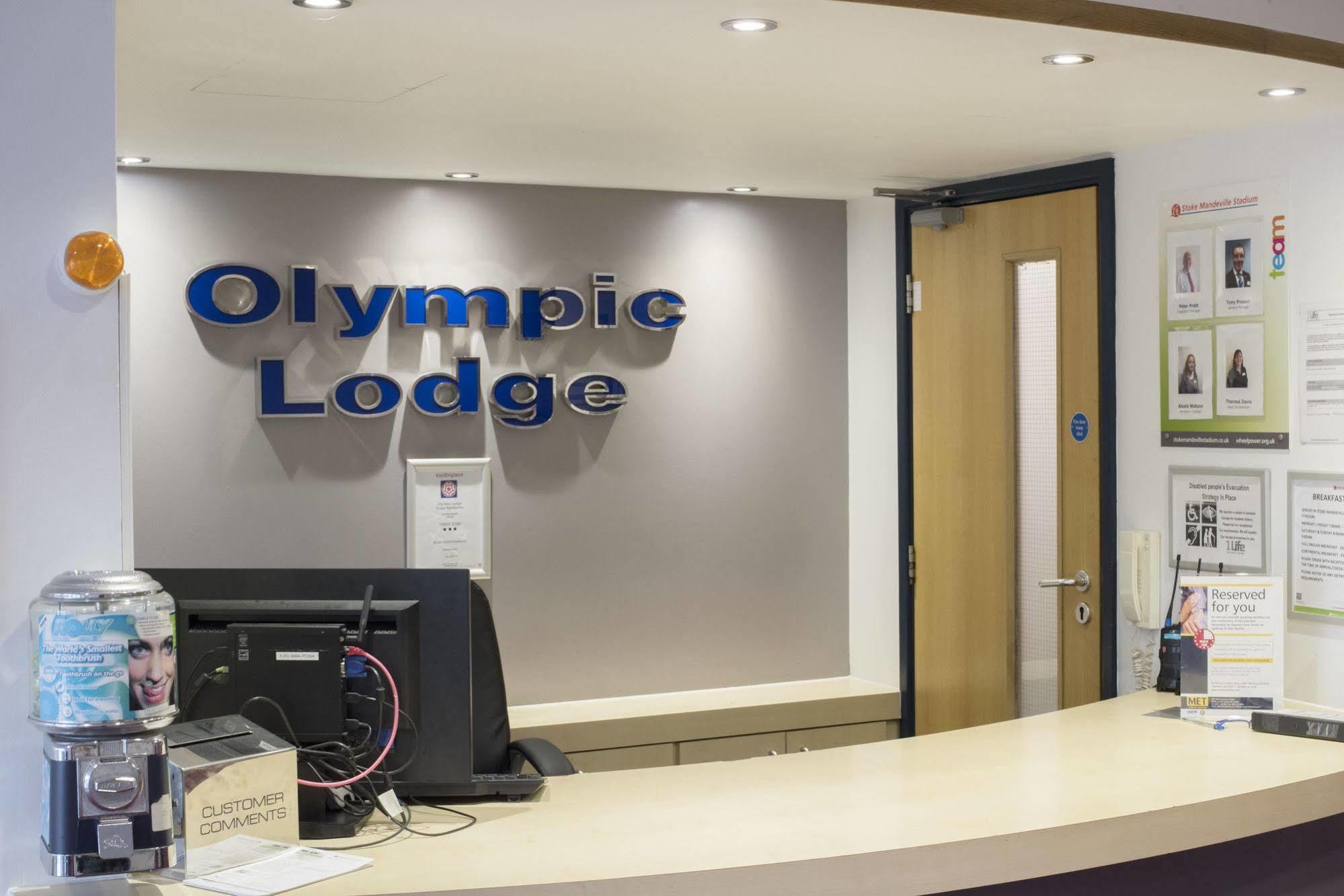 The Olympic Lodge Aylesbury  Eksteriør bilde